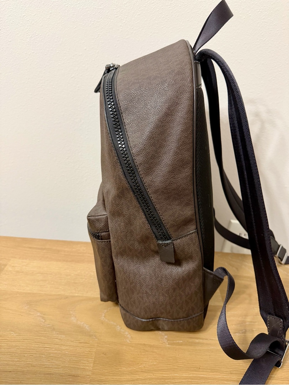 Michael Kors Logo Backpack - Picture 6 of 9
